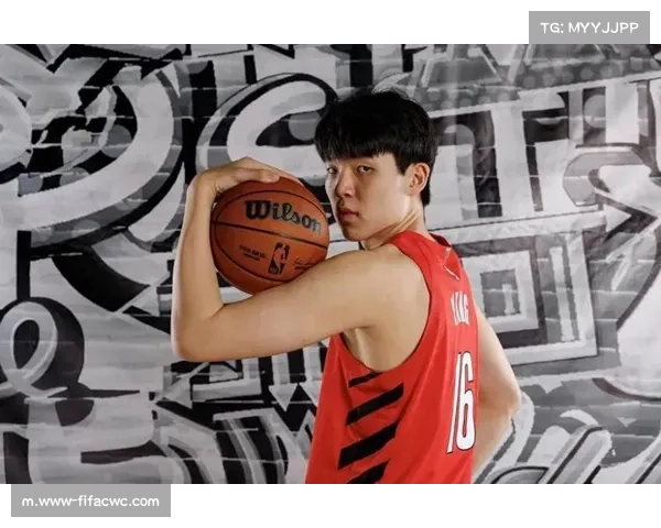 杨瀚森贡献防守亮点助开拓者夺赛季首胜表现稳健